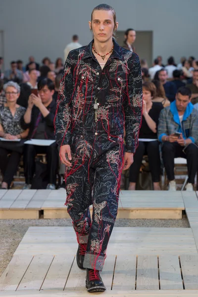 Look 31